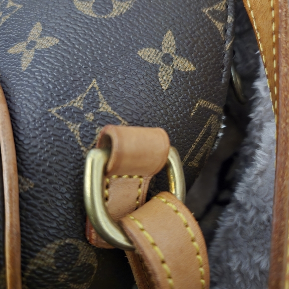 Louis Vuitton backpack - Picture 8 of 16